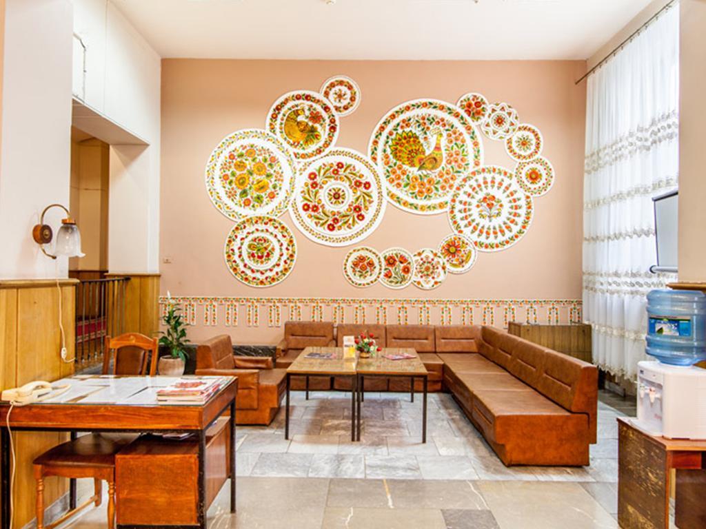 Zhovtneviy Hotel Dnipro Dış mekan fotoğraf